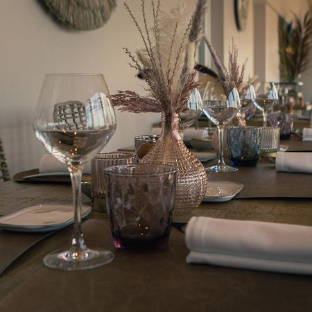 Hotel Restaurant Le Grand Large - Face A La Plage - Ile De Re Ривду-Плаж Екстер'єр фото