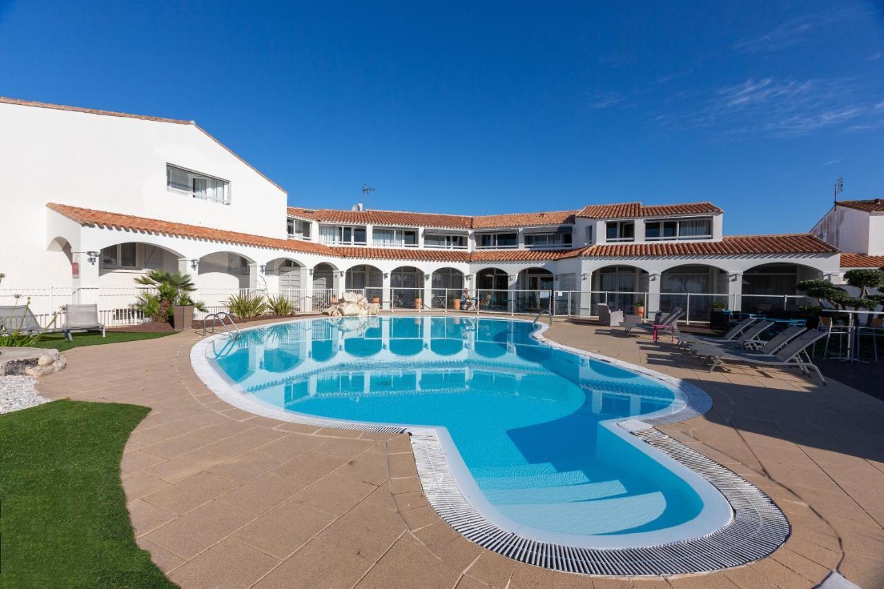 Hotel Restaurant Le Grand Large - Face A La Plage - Ile De Re Ривду-Плаж Екстер'єр фото