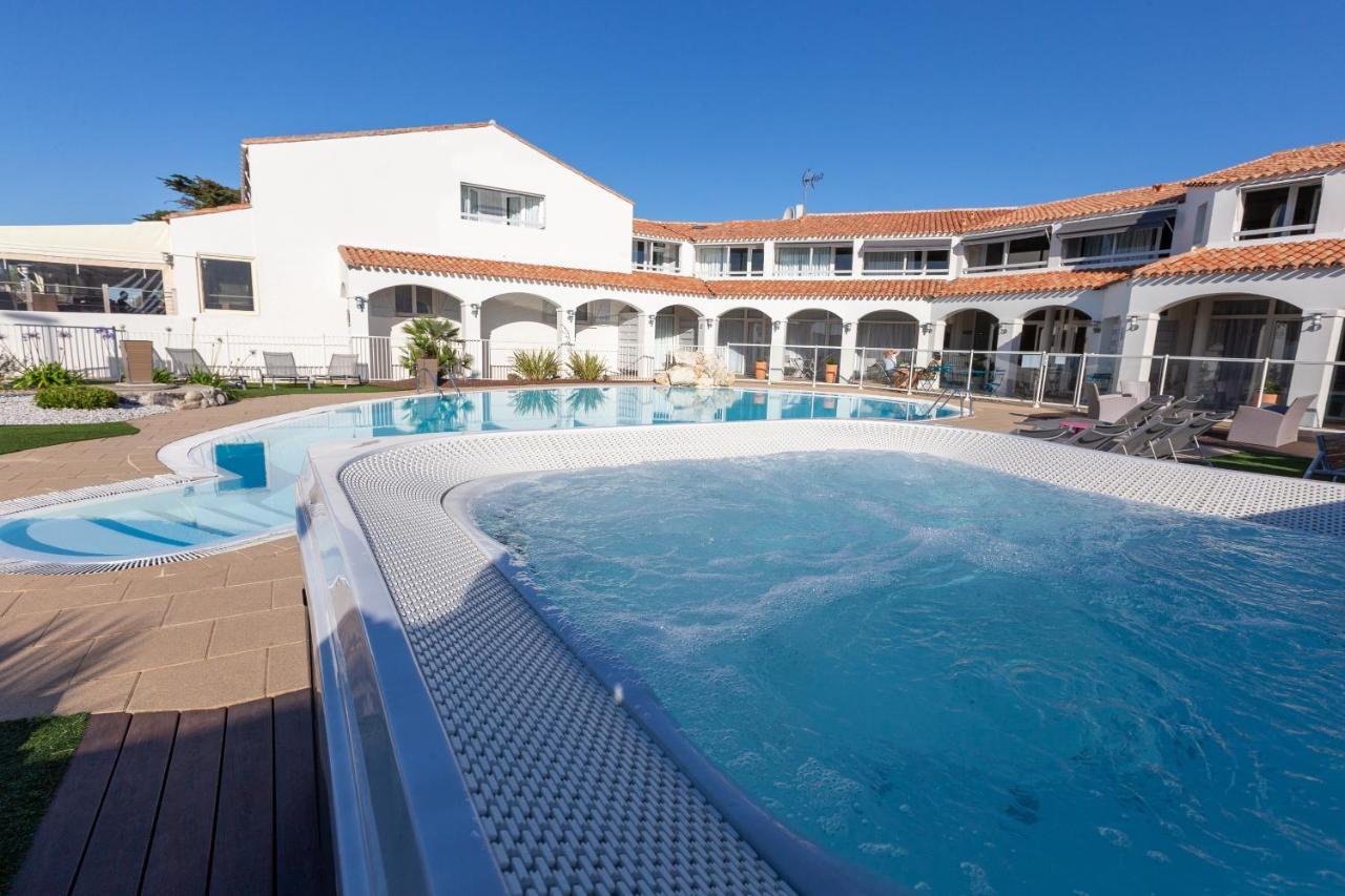 Hotel Restaurant Le Grand Large - Face A La Plage - Ile De Re Ривду-Плаж Екстер'єр фото