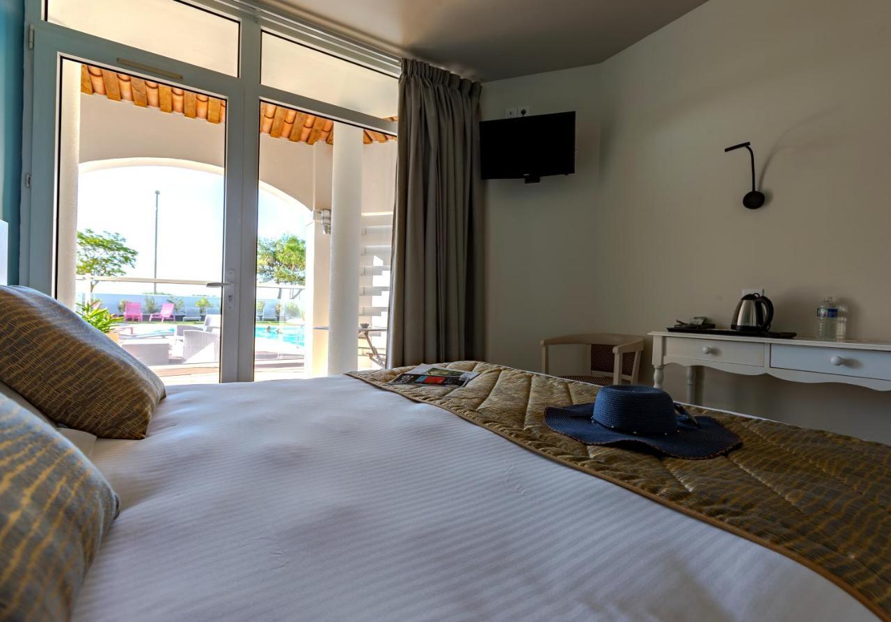 Hotel Restaurant Le Grand Large - Face A La Plage - Ile De Re Ривду-Плаж Екстер'єр фото