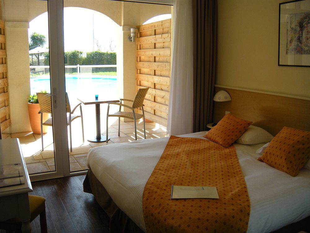 Hotel Restaurant Le Grand Large - Face A La Plage - Ile De Re Ривду-Плаж Екстер'єр фото